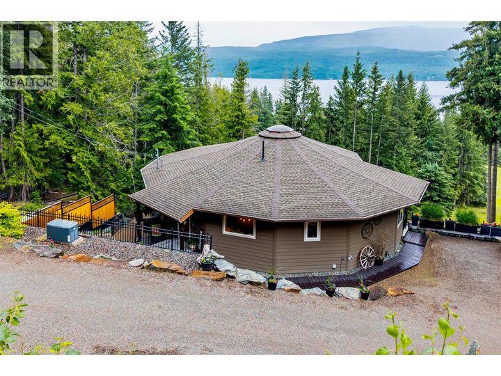 Property Photo: 7712 Columbia Drive BC V0E 1M8