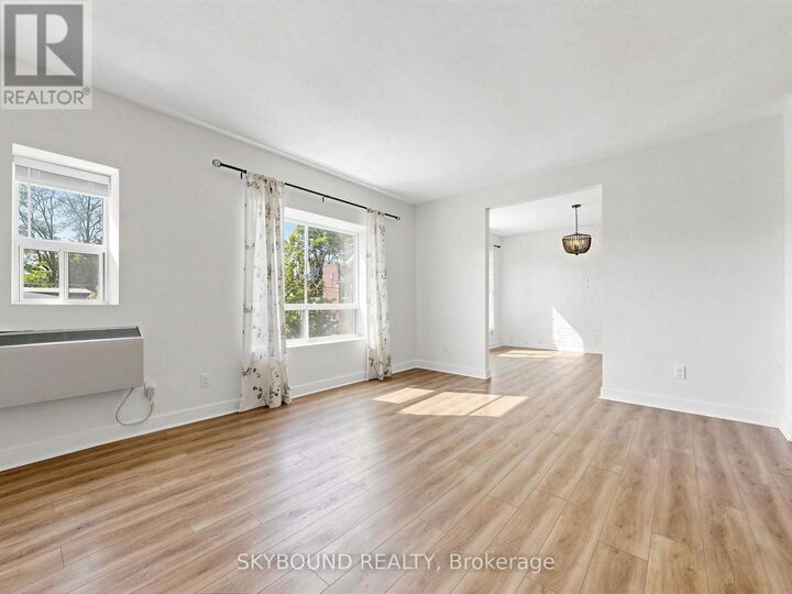Property Photo:  133 Wineva Avenue F  ON M4E 2T3 