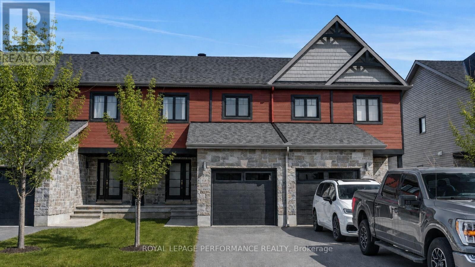 Property Photo:  313 Twilight Avenue  ON K4R 0E3 