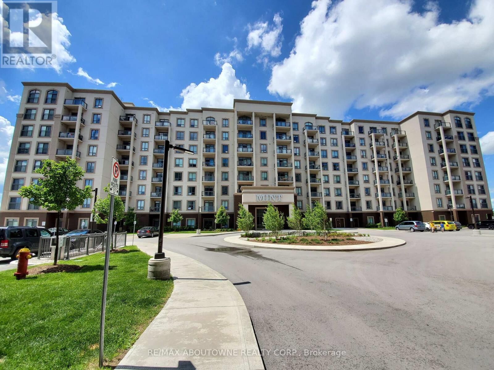 Property Photo:  2490 Old Bronte Road 205  ON L6M 0Y5 
