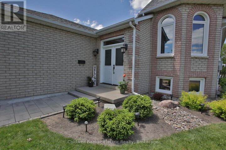 Property Photo: 1338 Wildlark Drive ON K9K 2J4