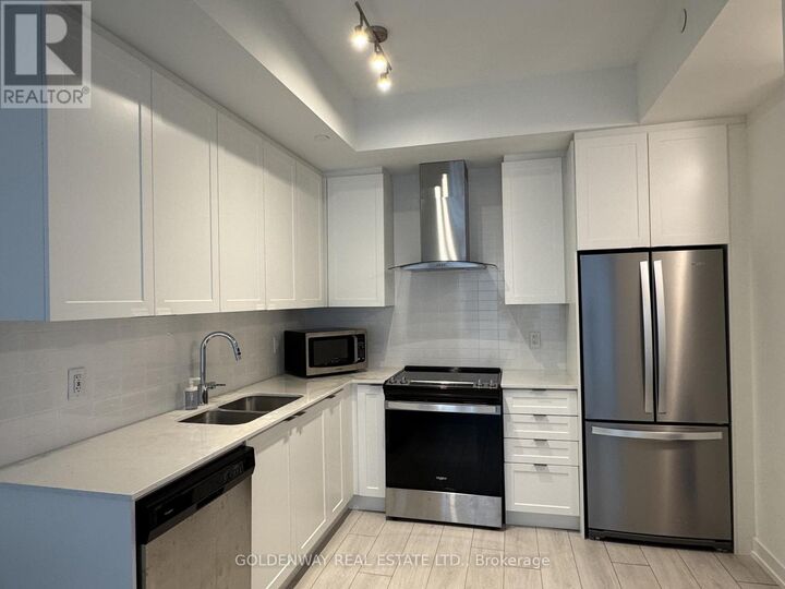 Property Photo: 55 Duke Street West 405 ON N2H 0C9
