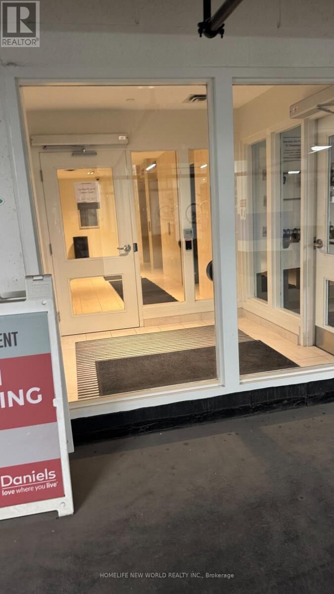Property Photo:  10 Oak Street 1609  ON M5A 0Z1 