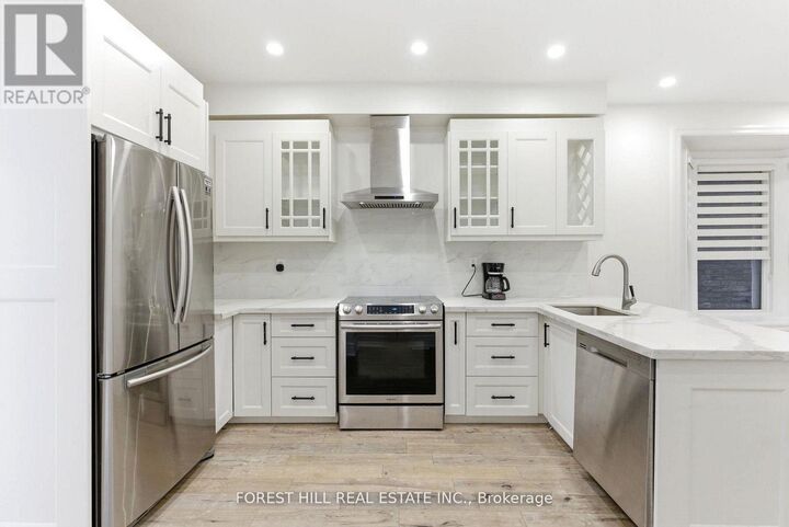 Property Photo: 1297 Davenport Road ON M6H 2H3