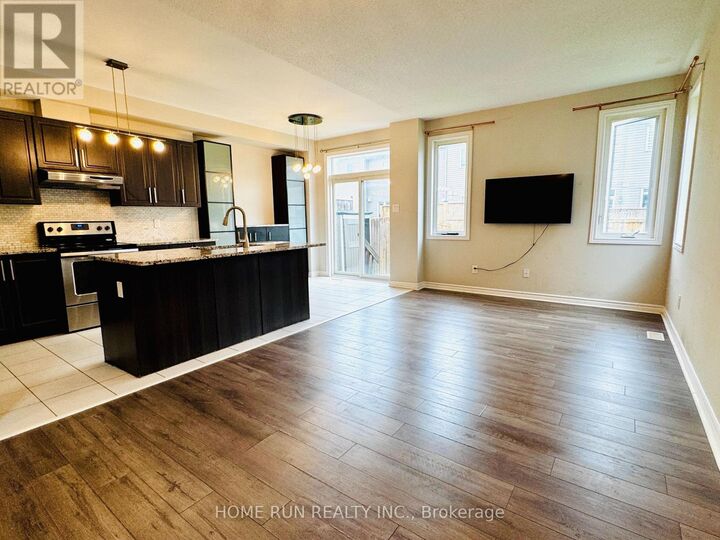 Property Photo: 621 Lauraleaf Crescent ON K2J 6G9