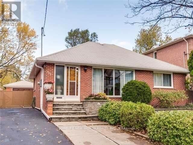 Property Photo:  308 Maplehurst Avenue Bsmt  ON M2N 3C6 