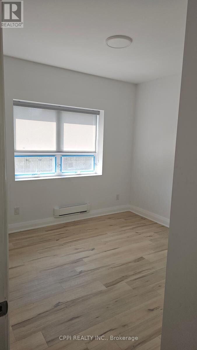 Property Photo:  255 Emerick Avenue 109  ON L2A 2W4 