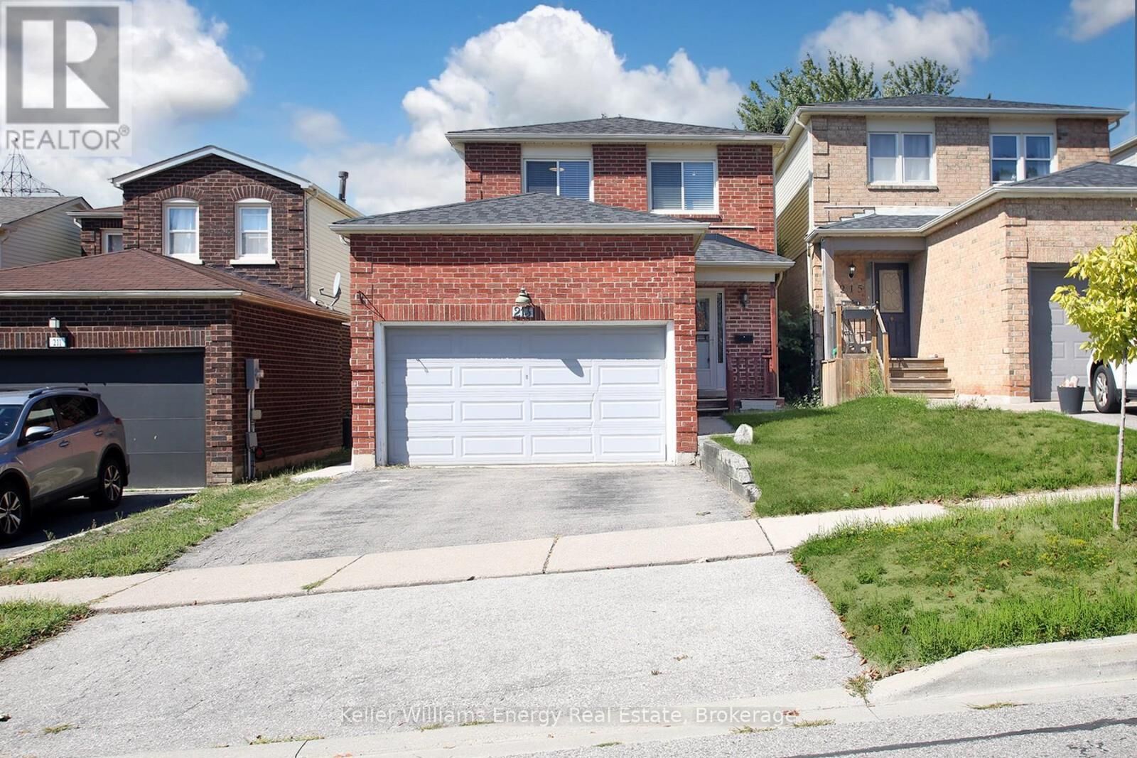Property Photo:  213 Glen Hill Drive Lower  ON L1N 7J5 