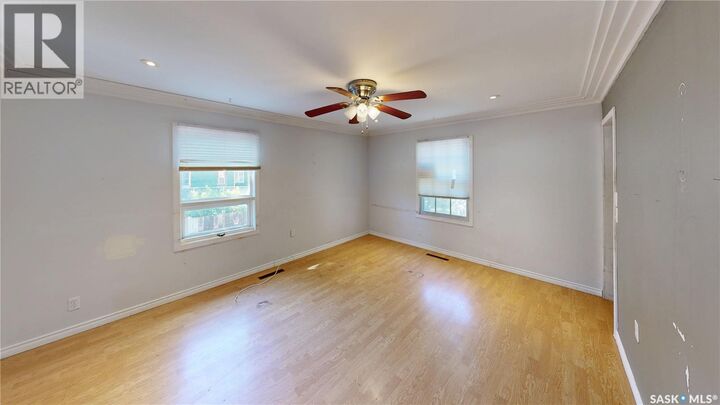 Property Photo:  1277 Queen Street  SK S4T 4B5 