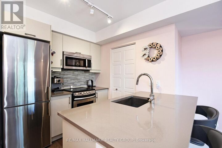 Property Photo: 316 Bruyere Street 311 ON K1N 0C3