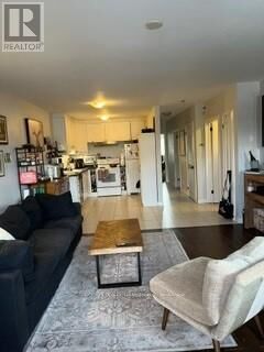 Property Photo:  2906A Dufferin Street  ON M6B 3S8 
