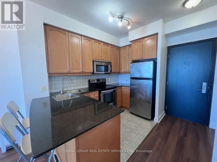 Property Photo:  80 Absolute Avenue 1110  ON L4Z 0A4 