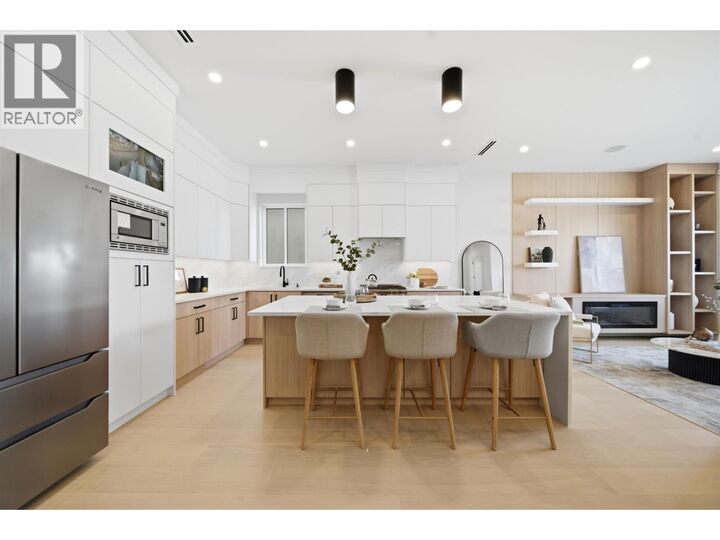 Property Photo: 5406 Manor Street 6 BC V5G 1B7