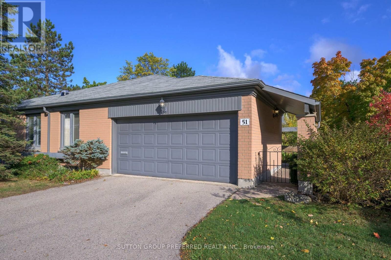 Property Photo:  50 Fiddlers Green Road 51  ON N6H 4T4 