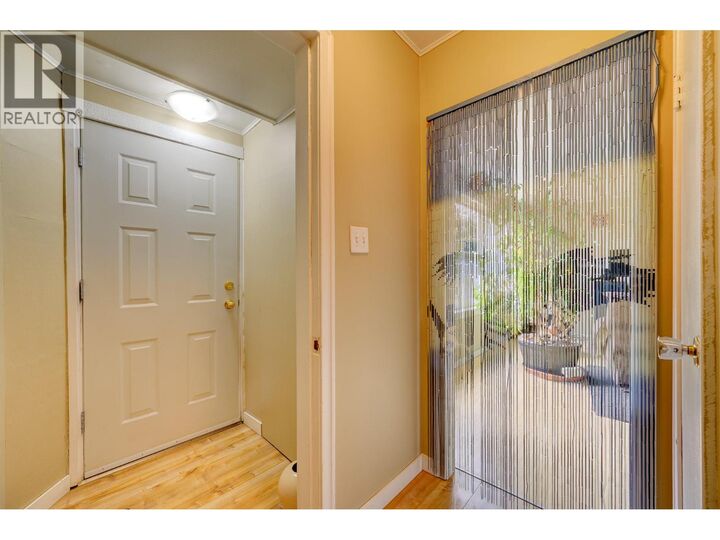 Property Photo:  644 Brentwood Avenue  BC V2B 1P5 
