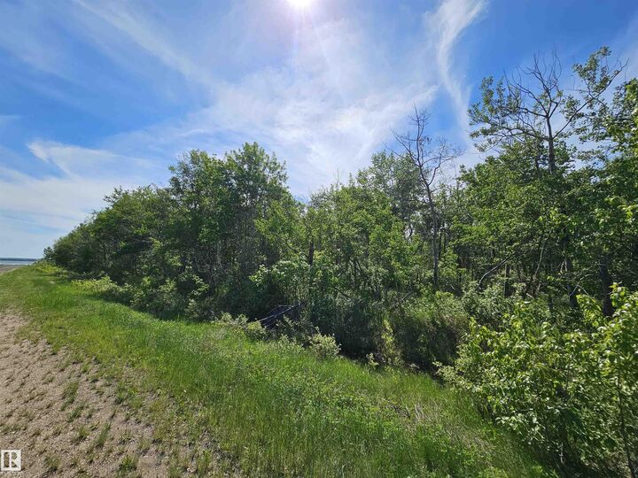 Property Photo:  Twp Rd 580 Range Road 95  AB T0A 3A0 