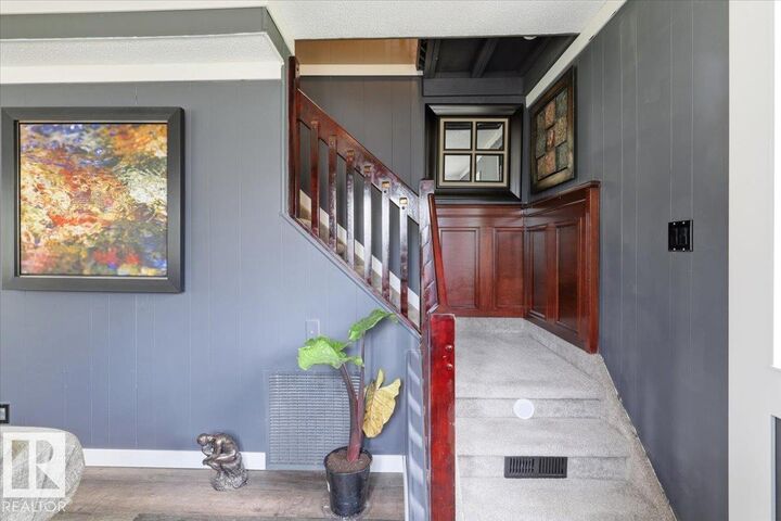 Property Photo:  216 2nd Street Norris Beach  AB T0C 2V0 