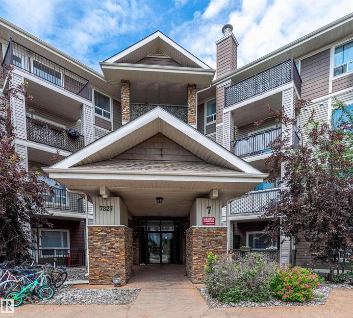 Property Photo: 7327 South Terwillegar Drive NW 7224 AB T6R 0L8