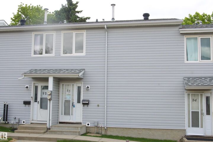 Property Photo:  83 Amberly Crest NW  AB T5A 2H9 