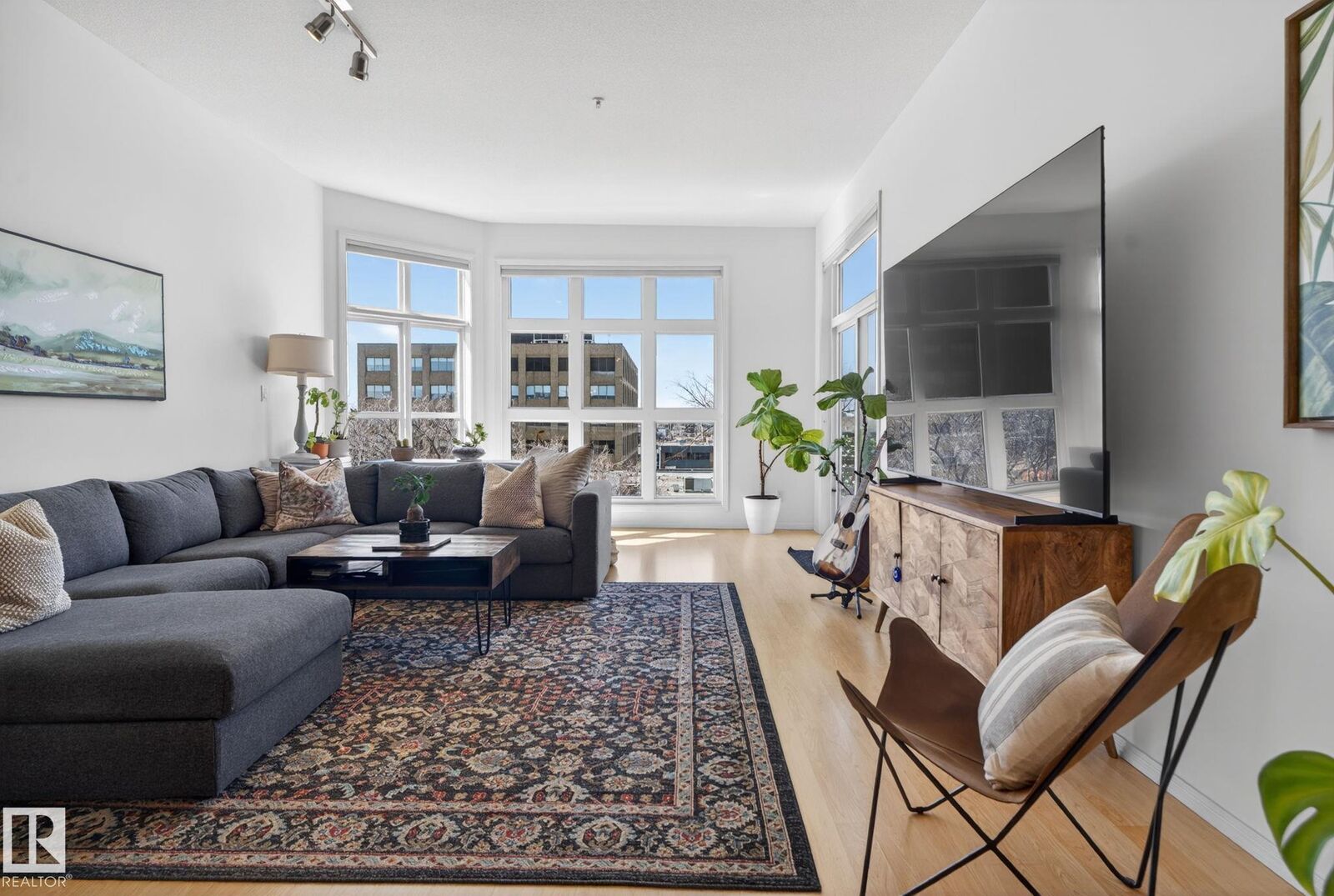 Property Photo: 10407 122 Street NW 420 AB T5N 4B8