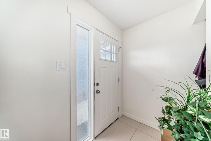Property Photo: 75 Amberly Court NW AB T5A 2N9