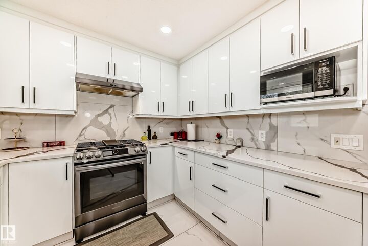 Property Photo: 3843 47 Street NW AB T6L 5B3