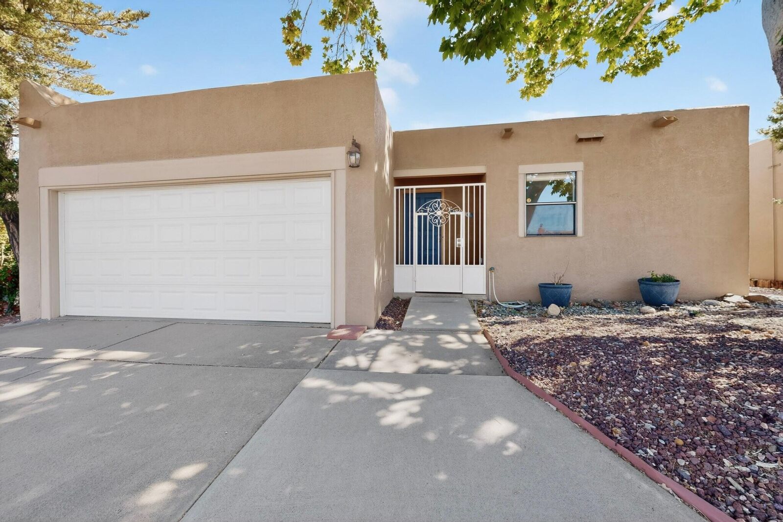 Property Photo:  5740 Manzanillo Loop NE  NM 87111 