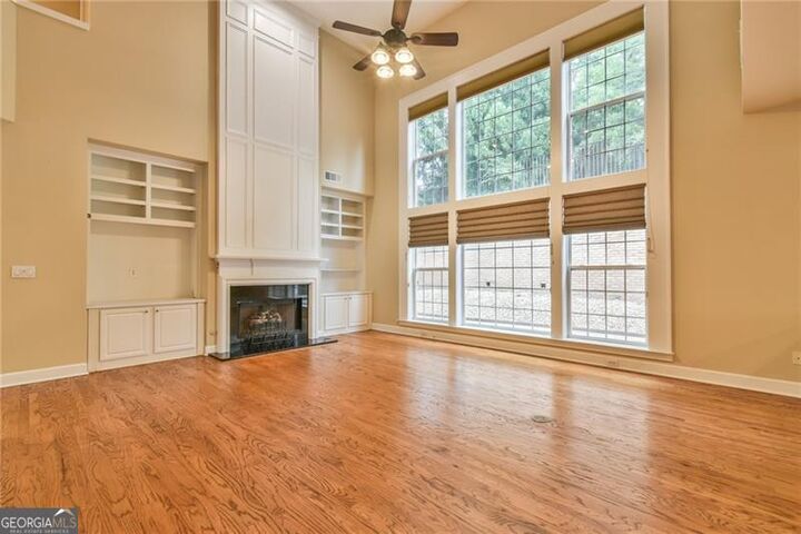 Property Photo: 5155 Harbury Lane GA 30024