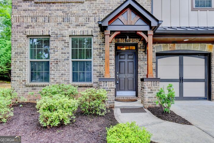 Property Photo:  1055 Grove Valley Drive  GA 30041 