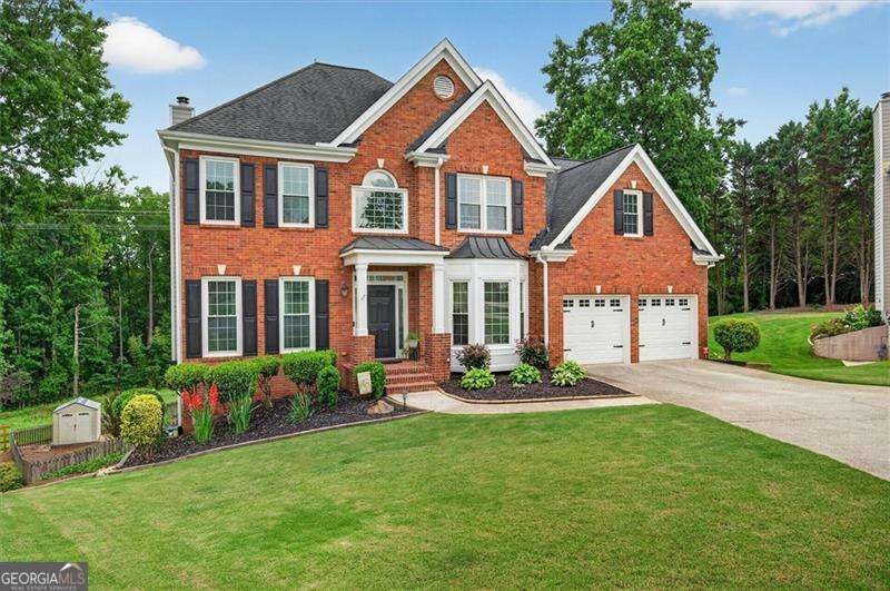 Property Photo:  933 Hawk Creek Trail  GA 30043 