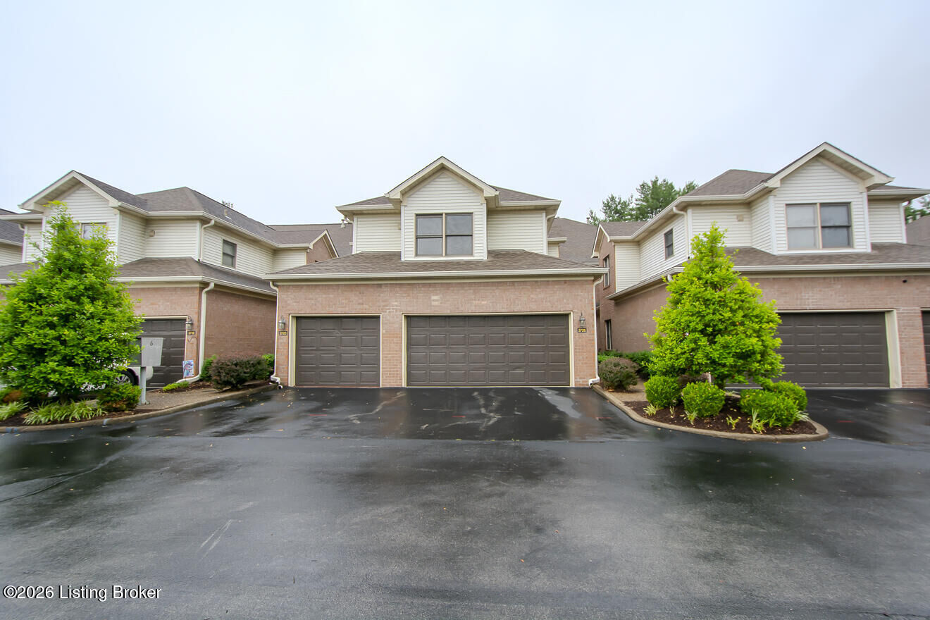 Property Photo: 3728 Hurstbourne Ridge Blvd KY 40299