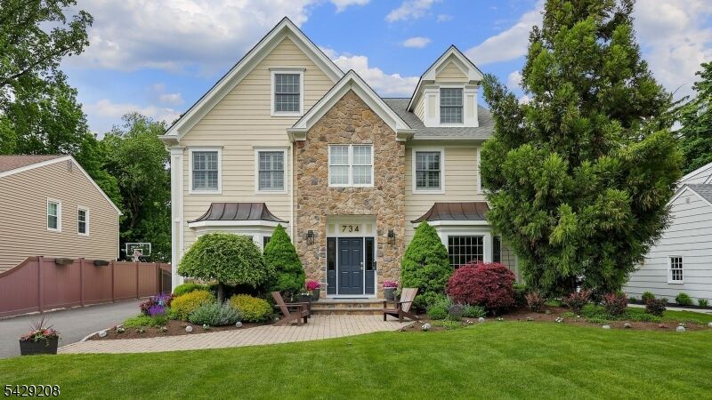 Property Photo: 734 Woodland Ave NJ 07090
