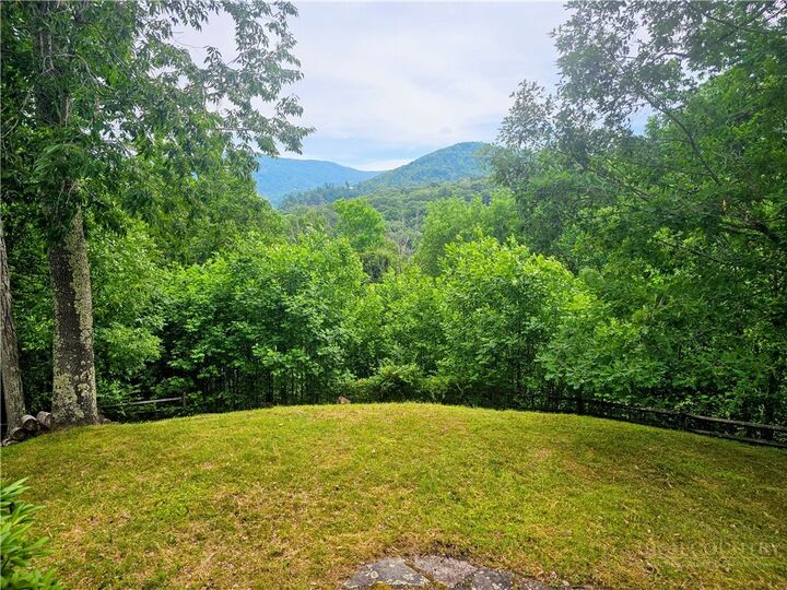 Property Photo:  386 Billy Goat Bluff  NC 28622 