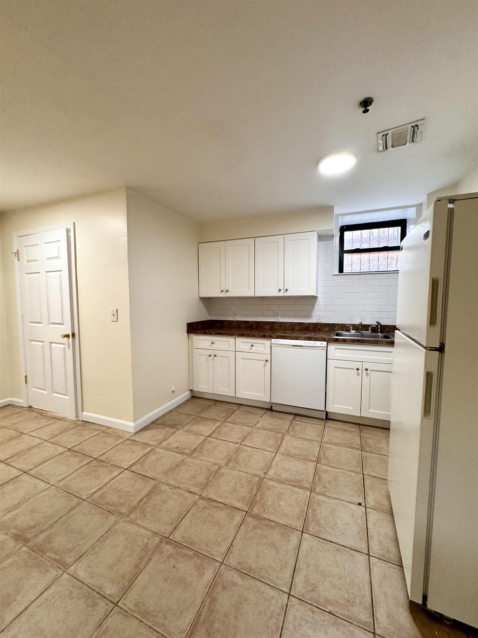 Property Photo: 64 Park St B NJ 07305