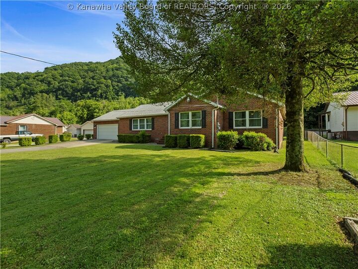 Property Photo:  2921 Cabin Creek Road  WV 25061 