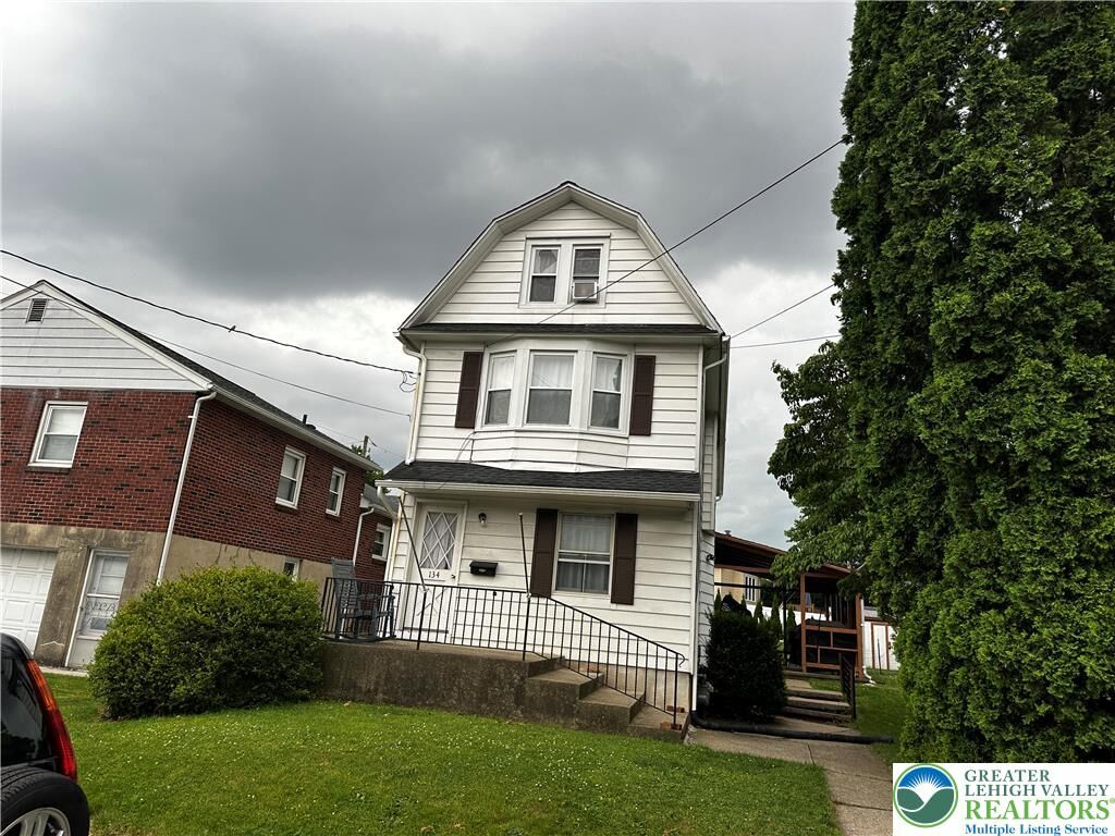 Property Photo:  134 E High Street  PA 18055 