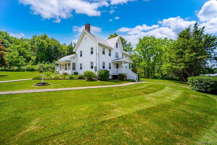 Property Photo:  150 Mount Airy Road  NY 12553 
