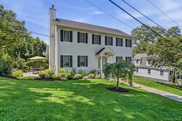 Property Photo:  70 Orchard Place  NY 10594 