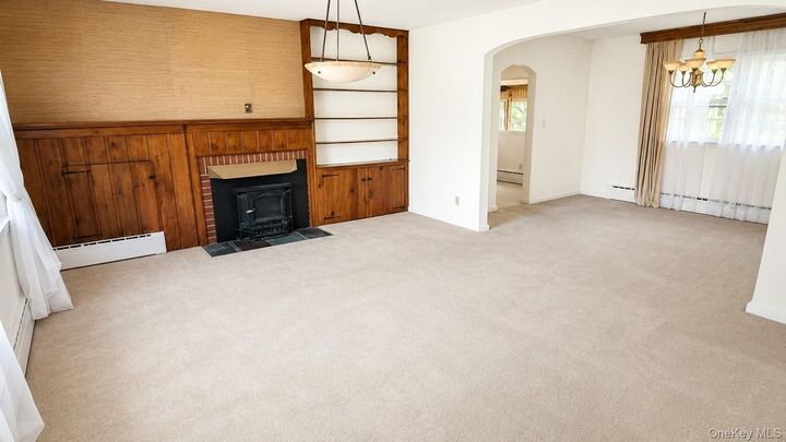 Property Photo: 9 Sheep Pasture Lane NY 11743
