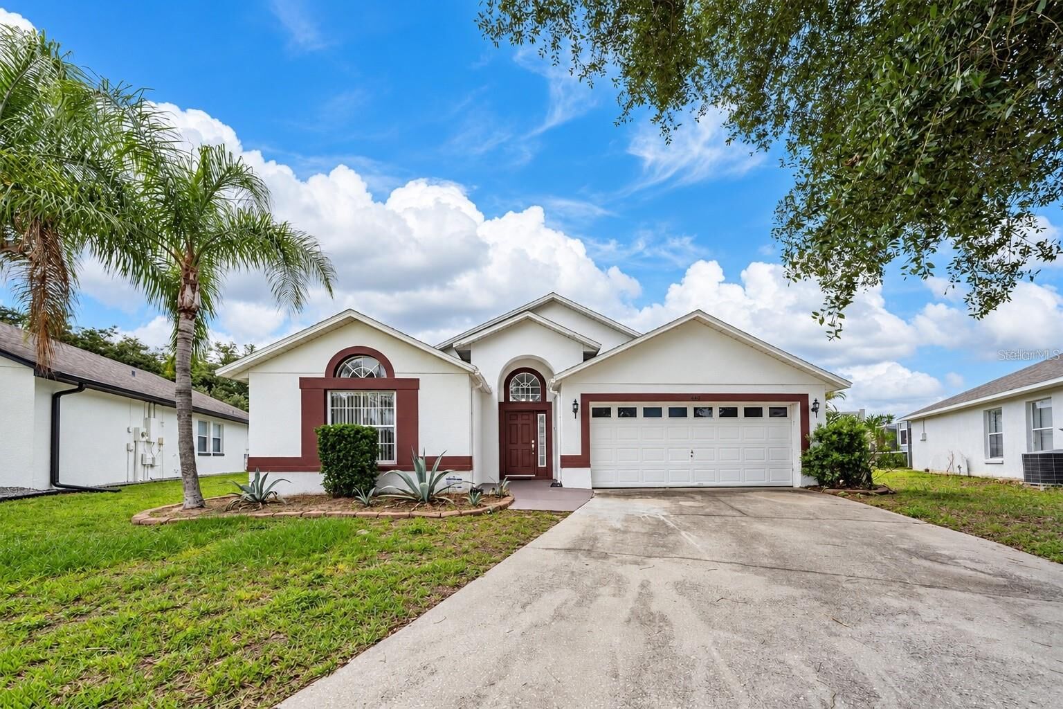 Property Photo: 232 Lake Shore Parkway FL 33896