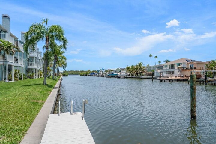 Property Photo: 659 Garland Circle FL 33785