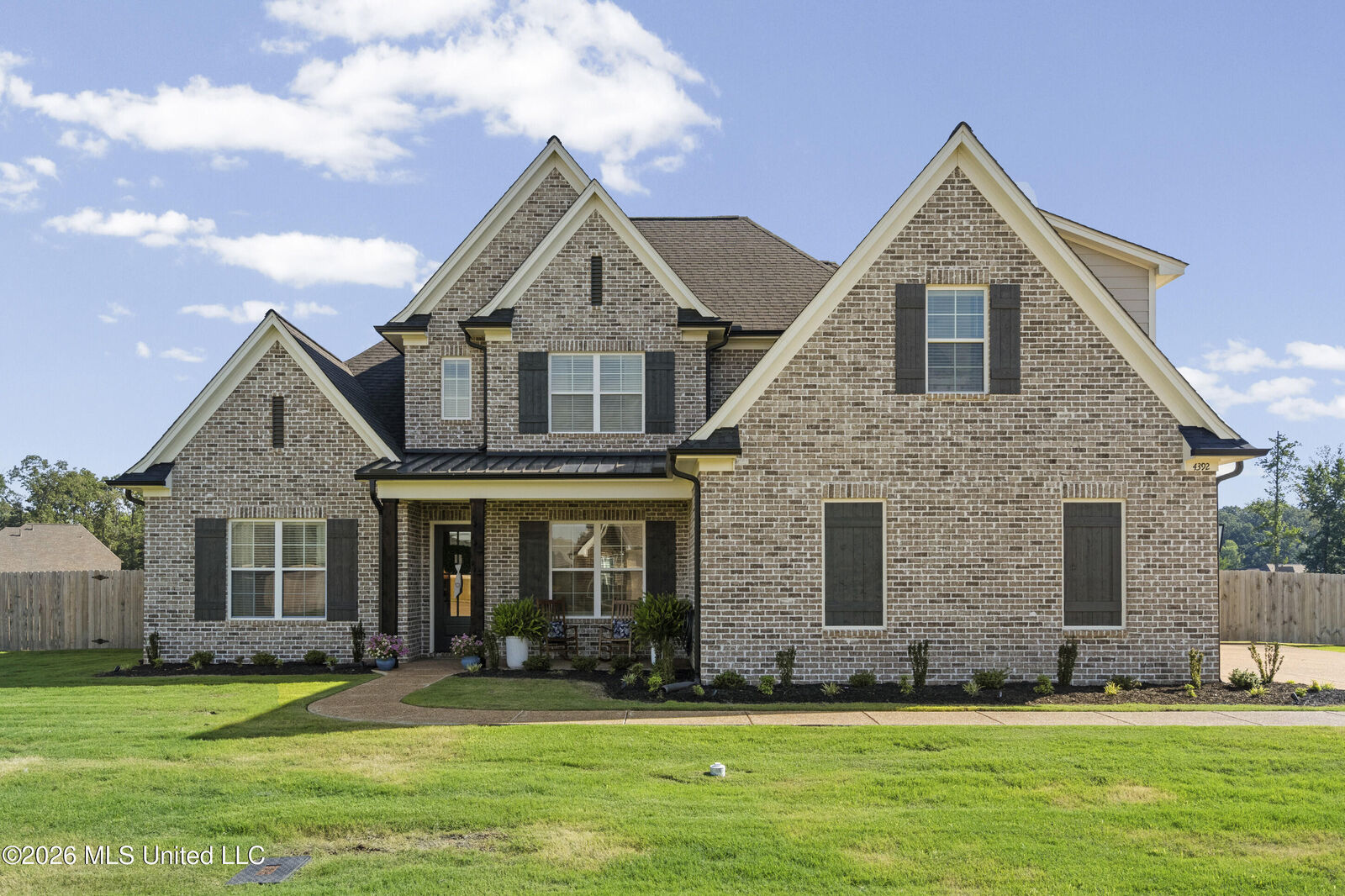 Property Photo:  4392 Brooke Drive  MS 38651 