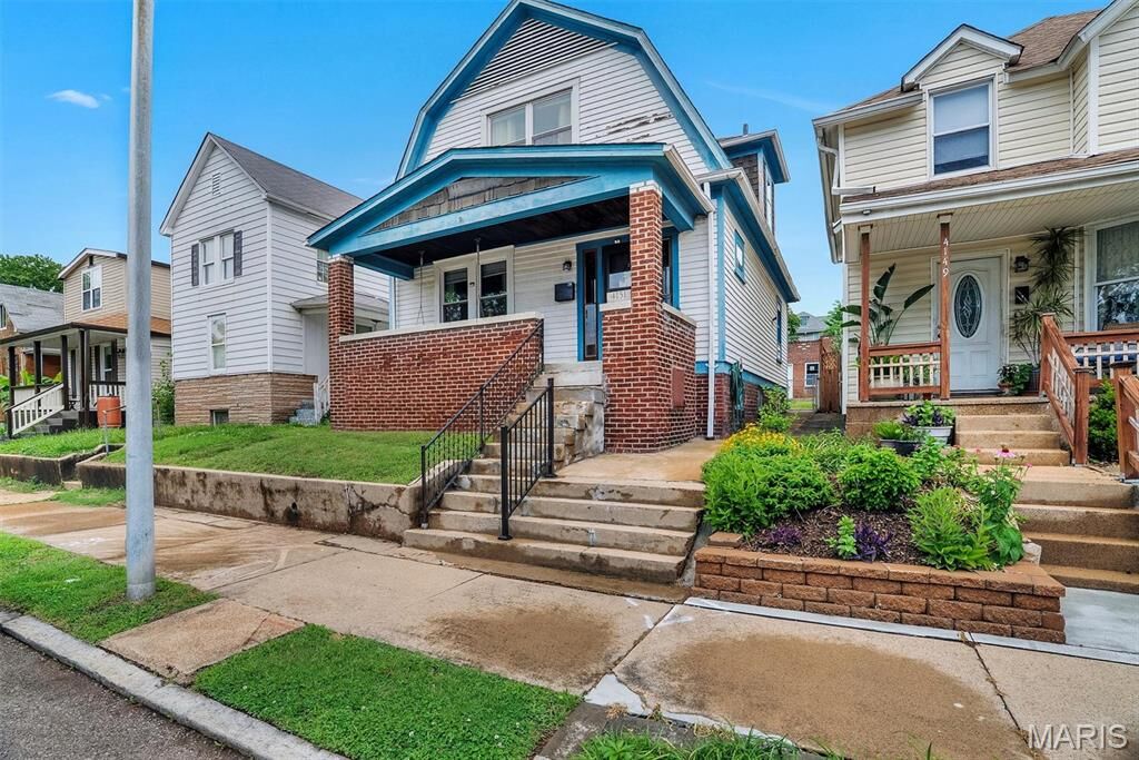 Property Photo: 4151 Beethoven Avenue MO 63116