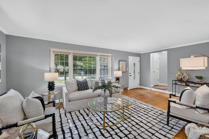 Property Photo:  5639 N Bay Ridge Ave  WI 53217 