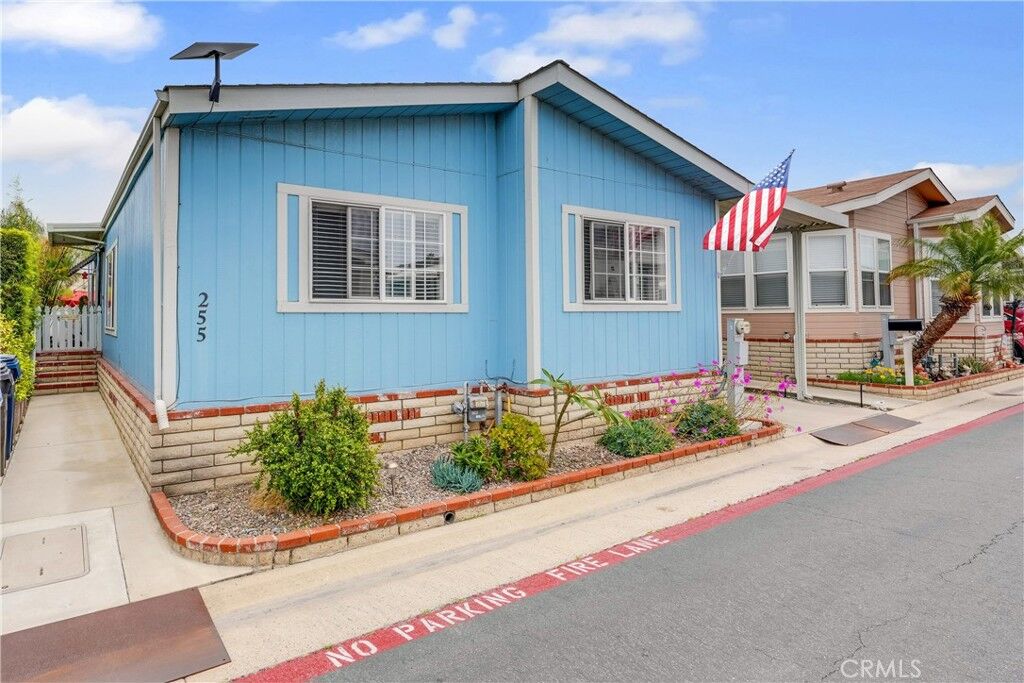 Property Photo:  21851 Newland  CA 92646 
