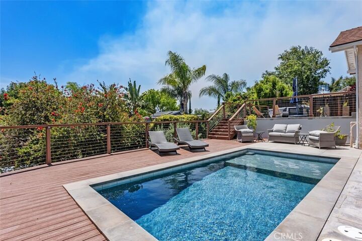 Property Photo:  5551 Rainbow Crest  CA 91301 