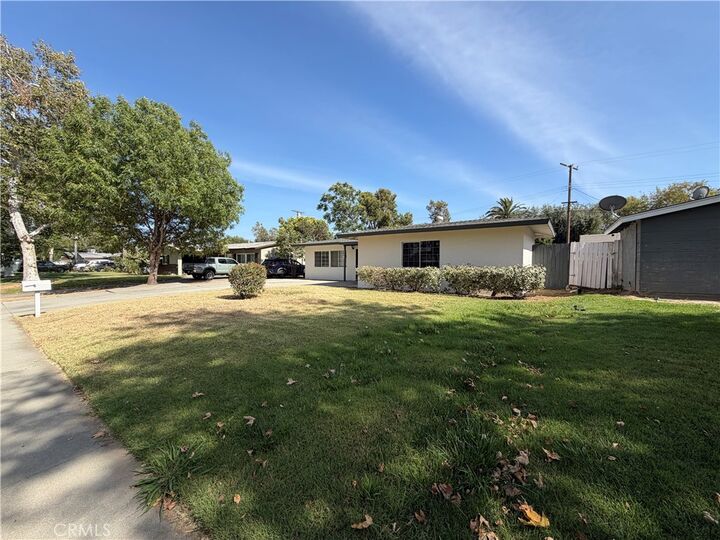 Property Photo:  5750 Willard Way  CA 92504 
