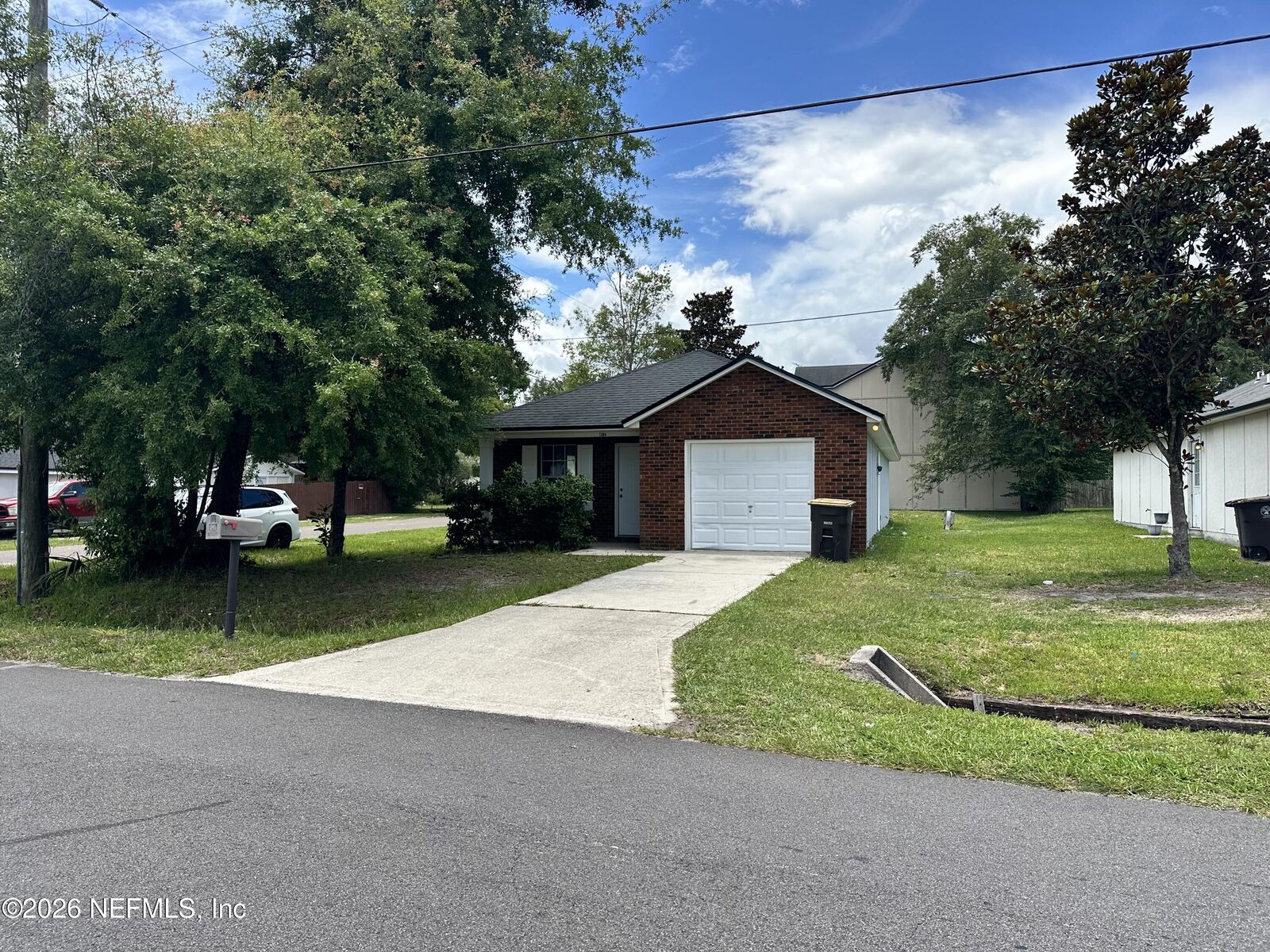 Property Photo: 1394 Manotak Avenue FL 32210