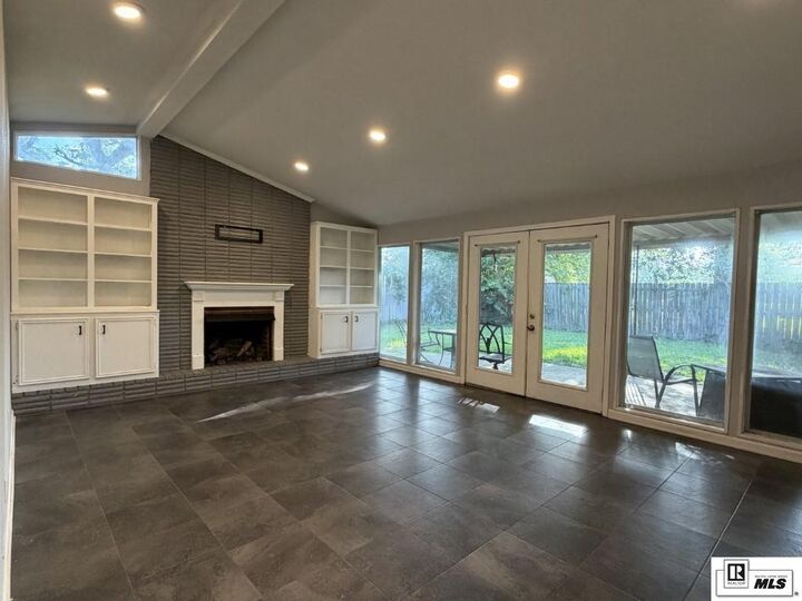 Property Photo:  2209 Elizabeth Street  LA 71201 