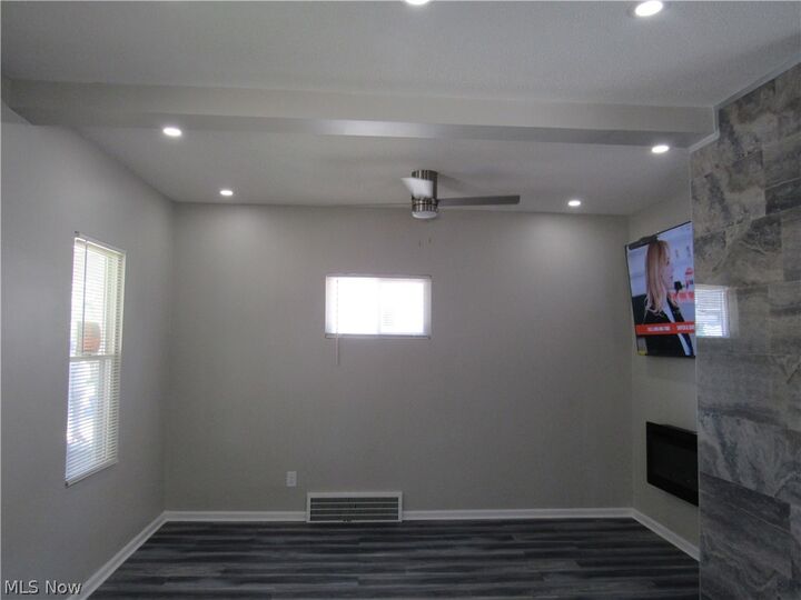 Property Photo: 2827 E 117th Street OH 44120